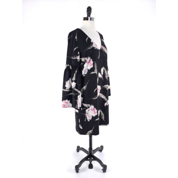 White House Black Market Floral Bell Sleeve Dress - Picture 4 of 8